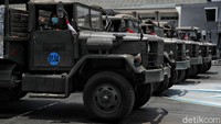 Sebanyak 23 truk berisi bantuan kemanusiaan diberangkatkan dari lapangan M. Silam, Mako Kolinlamil TNI AL, Tanjung Priok, Jakarta Utara. 