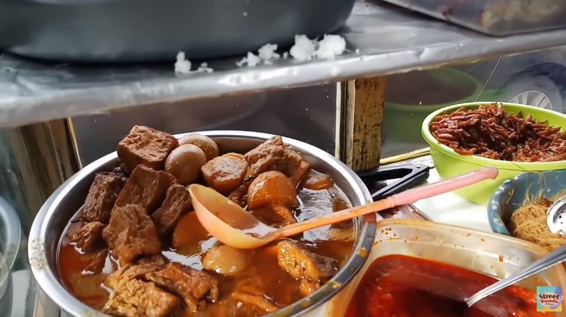 Sarapan Nasi Uduk Lauk Lengkap Rp 10 Ribuan Ada di 5 Tempat Ini