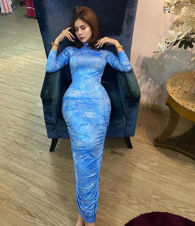 Meskipun tak mengaku, ia tetap didakwa melanggar undang-undang terkait regulasi obat dan kosmetik, dan terancam hukuman tiga tahun penjara. Foto: Instagram/@nursajat23