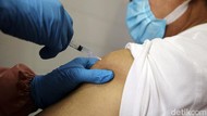 Cegah Antrean, Kemkes Siapkan SE Lansia Bisa Vaksin Corona di Lokasi Terdekat