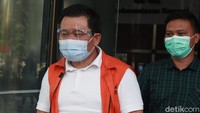 Adapun kasus ini ini berawal dari OTT yang dilakukan KPK pada 24 Oktober 2019. Kala itu KPK menetapkan Sunjaya dan Sekretaris Dinas PUPR Cirebon Gatot Rachmanto sebagai tersangka suap jual-beli jabatan di Kabupaten Cirebon.
