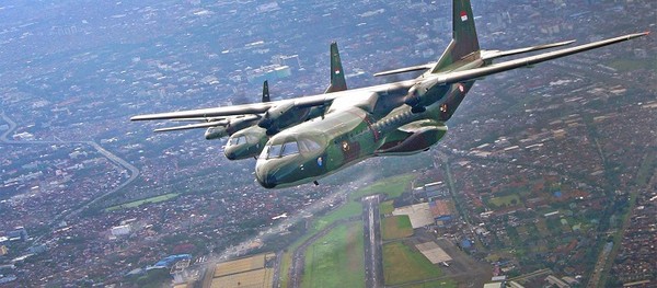 Pada 17 Oktober 1979, IPTN dan CASA (sekarang Airbus Defense & Space) mendirikan perusahaan patungan baru, Aircraft Technology (Airtech) untuk merancang CN235. Pada 17 Oktober 1979, IPTN dan CASA (sekarang Airbus Defense & Space) mendirikan perusahaan patungan baru, Aircraft Technology (Airtech) untuk merancang CN235.