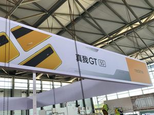 Realme GT Dipamerkan di MWC Shanghai