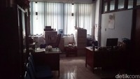 Ruang kerja wawali Jumadi tampak kosong karena staf ditarik.
