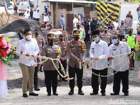 511 Anggota Polres Tuban dan Polsek jajaran mendapat giliran vaksin tahap pertama