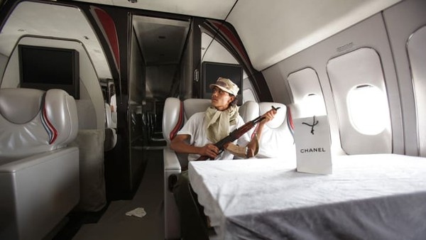 Firma ini ahli dalam merawat dan memperbaiki pesawat dan merupakan subkontraktor dari Air France yang berbasis di Perpignan, di selatan Prancis. Firma ini ahli dalam merawat dan memperbaiki pesawat dan merupakan subkontraktor dari Air France yang berbasis di Perpignan, di selatan Prancis.
