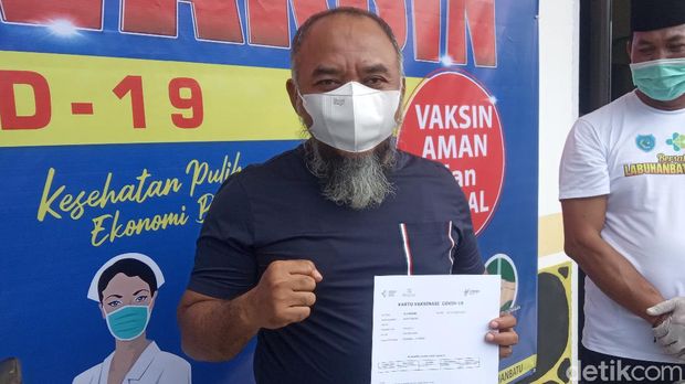 Andi Suhaimi Dalimunthe jalani penyuntikan dosis vaksin COVID-19 kedua