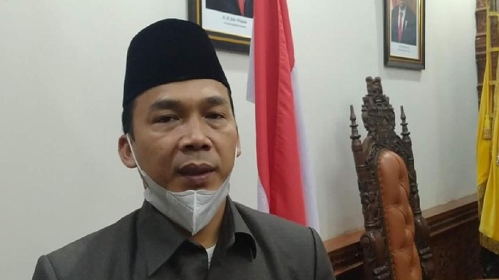 Bupati Batang, Wihaji, Rabu (24/2/2021).