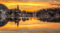 Selain karena mitos ini, Danau Bled juga terkenal indah. (Getty Images/istock)