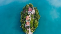 Konon, lonceng di menaranya dapat mengabulkan satu permintaan jika dibunyikan sebanyak tiga kali. (Getty Images/istock)