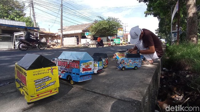 Demam Mainan  Truk  Oleng  di Pangandaran