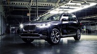 Setelah peluncuran 3 varian terbaru rakitan dalam negeri di awal tahun 2021, hari ini BMW Indonesia kembali perkuat rangkaian kendaraan BMW X dengan luncurkan model flagship BMW X7 xDrive40i Opulence dan varian tertinggi dari BMW X3 dengan memperkenalkan BMW X3 xDrive30i M Sport. Foto: BWM Indonesia