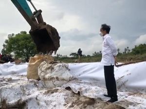 Jokowi Targetkan Perbaikan Tanggul Sungai Citarum 2 Hari