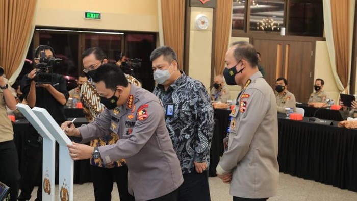 Kapolri Luncurkan Aplikasi Dumas Presisi untuk Wujudkan Transparansi
