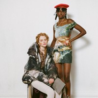 Vivienne Westwood merilis koleksi ready to wear fall 2021 yang 90% dari busananya ini terbuat dari material yang ramah lingkungan.  Foto: Alice Dellal / Courtesy of Vivienne Westwood.