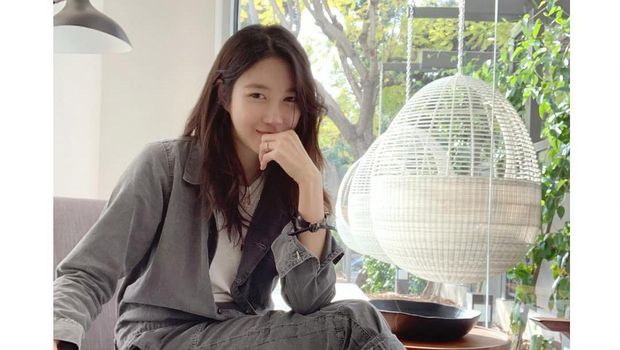 Lee Ji-ah. (Tangkapan Layar Instagram @e.jiah)