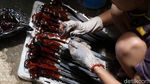Foto: Pembuatan Golok dan Senjata Tajam Hias Pasirjambu