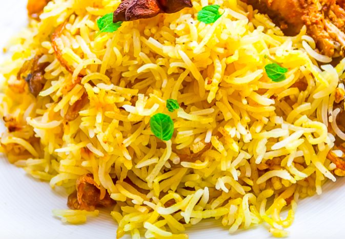 Nasi Biryani Termahal di Dunia Diracik Pakai Emas, Harganya Rp 3,9 Juta!