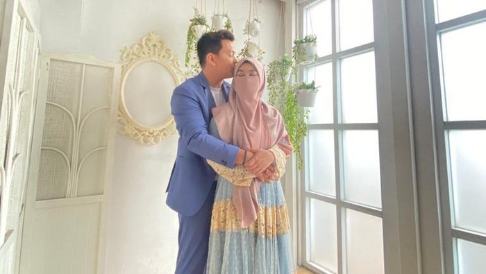 Natta Reza dan Wardah Maulina
