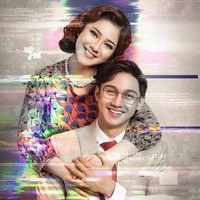 Mewakili jagat Marvel, ada sejoli Felicya Angelista dan Hito Caesar. Berpose ala Wanda dan Vision dari serial Wandavision yang sedang tayang di Disney+ Hotstar, mereka kembali ke era 1960-an. (Foto: Dok: Disney dan FD Photography)