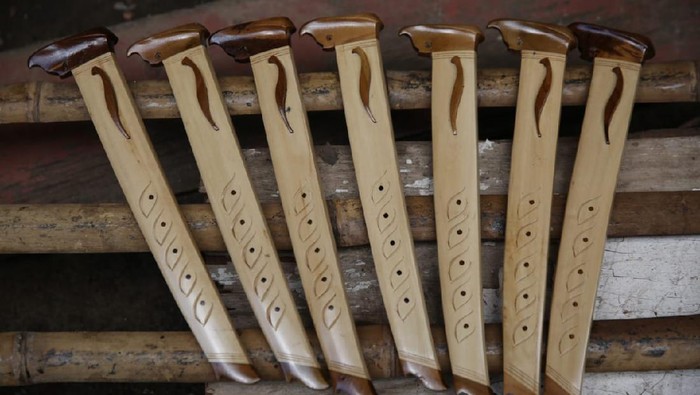 Pembuatan golok di Kampung Sukamahi Kabupaten Bandung