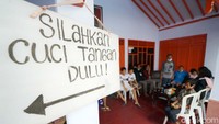 Desa Jonggrangan berada di timur laut pusat kota Klaten, terletak di tepi jalan Yogya-Solo. Desa Jonggrangan memiliki 7 RW dan 22 RT dengan jumlah penduduk sekitar 4.300 jiwa.