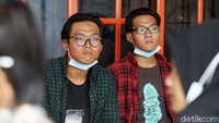 Kabid Kesehatan Masyarakat Dinas Kesehatan Pemkab Klaten, Tuti Nur Haryanti, mengatakan dinas belum pernah mendata atau meneliti fenomena orang kembar di Desa Jonggrangan tersebut. Menurutnya, kemungkinan besar banyaknya orang kembar di Desa Jonggrangan karena faktor keturunan.