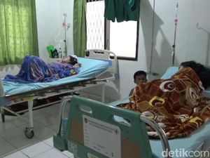 Ratusan Warga Purwakarta Keracunan Massal Hidangan Syukuran Khitanan