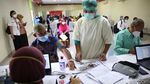 Saat Ratusan Guru di Jakarta Disuntik Vaksin Corona