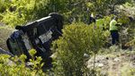 Ringsek Depan-Belakang, Begini Kondisi SUV Tigers Woods Usai Kecelakaan Fatal