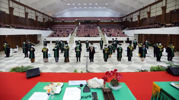 Universitas Syiah Kuala (USK) Aceh mewisuda 1.549 lulusan periode November 2020 sampai Januari 2021 (Agus Setyadi/detikcom)ilustrasi wisuda