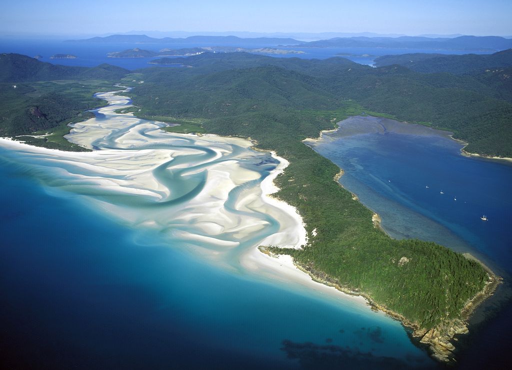 Whitehaven Beach, Whitsunday Islands, Australia.