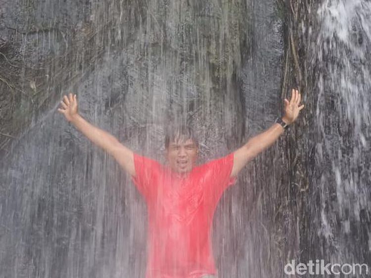 Foto: Air Terjun Alami dari Kutai Kartanegara
