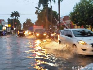 BMKG Banyuwangi Peringatkan Cuaca Ekstrem hingga Waspada Longsor dan Banjir