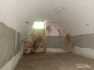 Benteng Tua nan Terabaikan di Utara Kota Surabaya