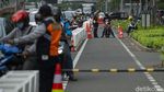 Cakep! Jalur Sepeda Kini Dijaga Petugas Lho
