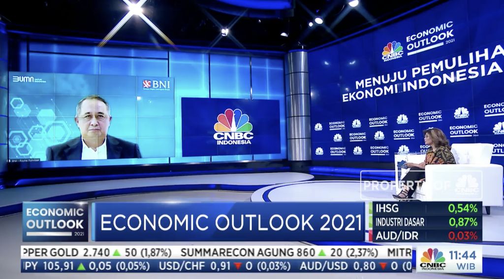 Direktur Utama Bank BNI, Royke Tumilaar dalam acara CNBC Indonesia Economic Outlook dengan tema 