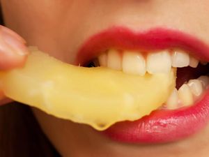 Dokter Ini Sebut Buah Nanas Suka dengan Tekstur Daging Manusia