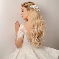 Emma sempat membicarakan mengenai kesetiaannya pada El Chapo yang pernah menjadi bos kartel narkoba Meksiko paling dicari. Ia mengaku kedua anaknya adalah fokusnya saat itu. Ia juga pernah bilang jika sikap sang suami lah yang membuatnya jatuh cinta. Foto: Instagram @therealemmacoronel