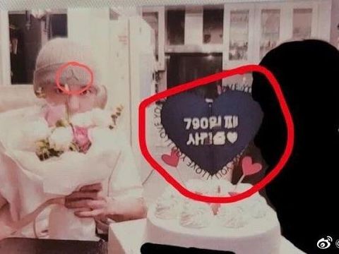 Fakta Dibalik Surat Chanyeol EXO Chanyeol EXO akhirnya muncul sejak 'menghilang' selama empat bulan. Ia menuliskan surat untuk EXO-L (sebutan penggemar EXO) dan meminta maaf pada penggemarnya. Ada apa dibalik surat Chanyeol EXO?