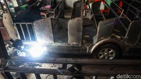 Mobil odong-odong ini dipasarkan hingga Riau, Palembang, dan Aceh.
