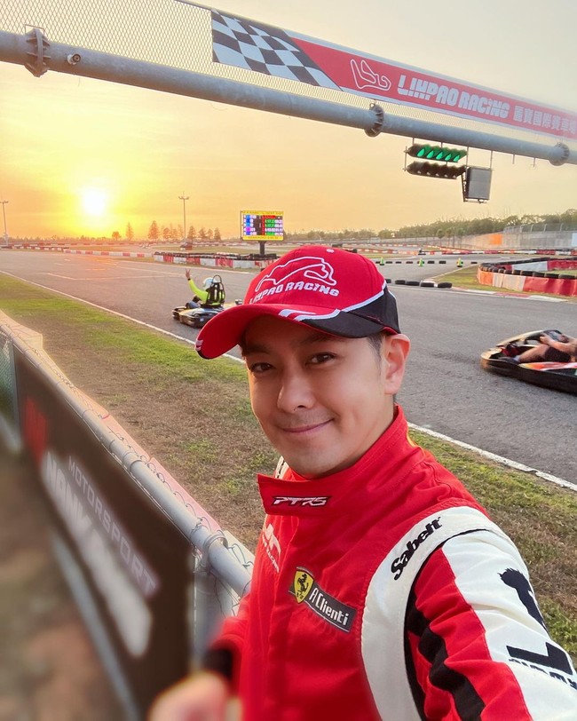 Keduanya menikah pada 2013 dan rumah tangga mereka masih langgeng sampai sekarang. Foto: Instagram/@jimmylin