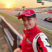 Keduanya menikah pada 2013 dan rumah tangga mereka masih langgeng sampai sekarang. Foto: Instagram/@jimmylin