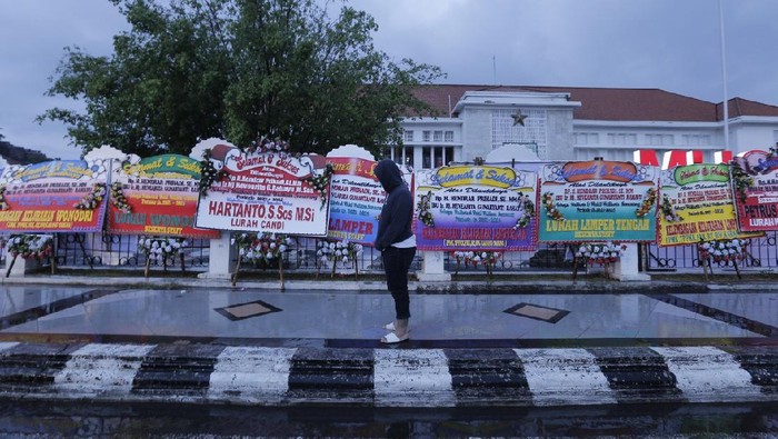 Karangan Bunga Pemkot Semarang