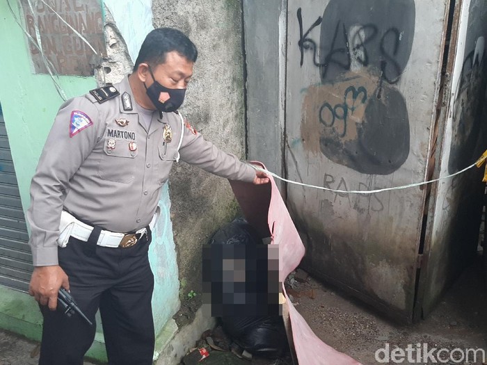 Mayat Wanita Terbungkus Plastik di Bogor