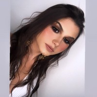 Dengan operasi total, Mayla merasa telah memiliki jati dirinya sendiri. Foto: dok. Instagram/@maylaphoebe09