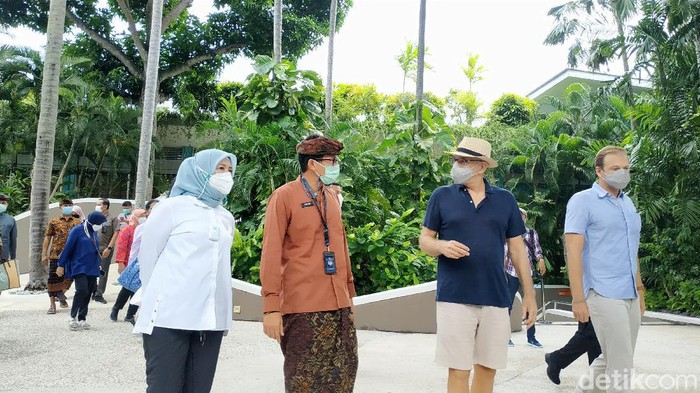 Menparekraf Sandiaga Uno kunjungi waterboom Bali