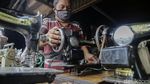 Menyulam Asa dari Bisnis Servis Mesin Jahit