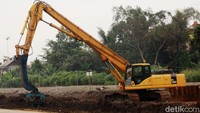Tak hanya kereta lokal, nantinya kereta jarak jauh juga akan menggunakan rel ganda ini.