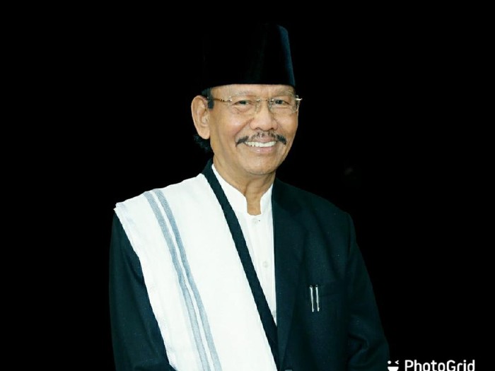 Pimpinan MTA Solo, Ahmad Sukina